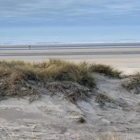 Апартаменты With Sea View Near Belgian Coast, Cleaning Included Коксейде